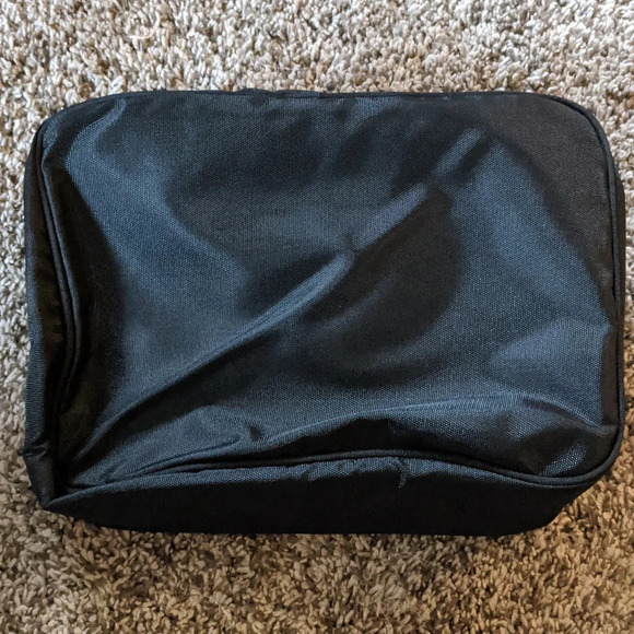 Perry Ellis America Nylon Zip Bag Case Personal Items Dopp Men New Zipper Black - Picture 2 of 3